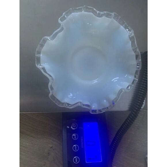 Fenton Style Opalescent Silver Crest White Glass Bonbon Candy Dish Vintage - Picture 11 of 11